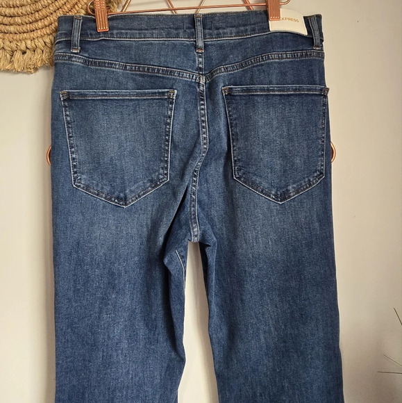 Express Curvy High Waisted Dark Wash Ripped Flare Stretch Denim Jeans Size 12 - Picture 6 of 10